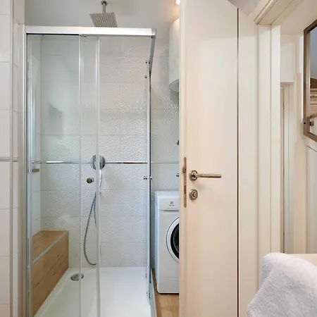 Apartment Exclusive Okrug Gornji With Shared Pool - Two Bedroom With Shared Pool